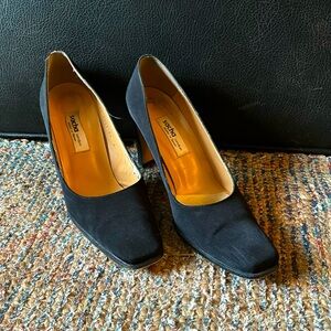 Dress pumps in great condition